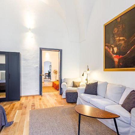 Апартаменты Lecce Center Charming Flat With Terrace Экстерьер фото