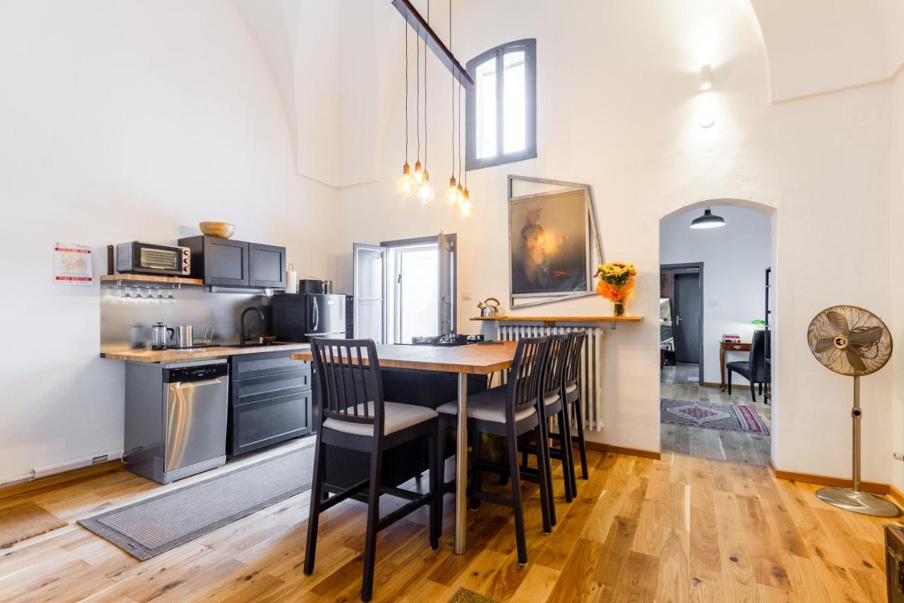 Апартаменты Lecce Center Charming Flat With Terrace Экстерьер фото